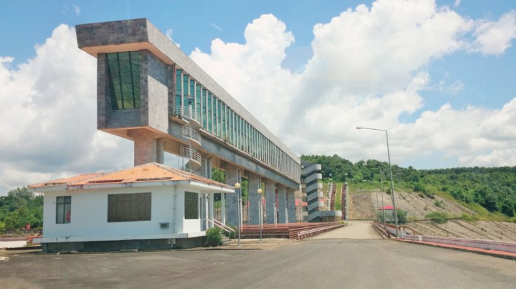 Chuyến du lịch hè 2014 biển và núi của nhà em. Chuyến du lịch hè 2014 biển và núi của nhà em.
