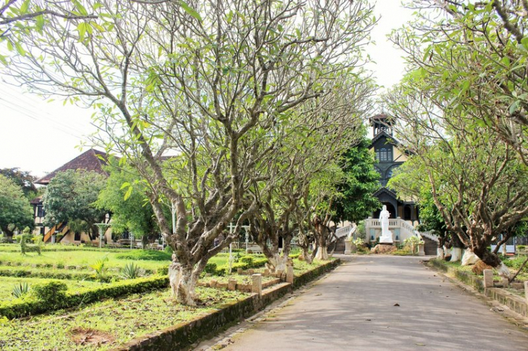 Chuyến du lịch hè 2014 biển và núi của nhà em. Chuyến du lịch hè 2014 biển và núi của nhà em.