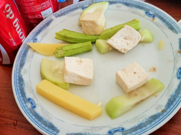 Chuyến du lịch hè 2014 biển và núi của nhà em. Chuyến du lịch hè 2014 biển và núi của nhà em.