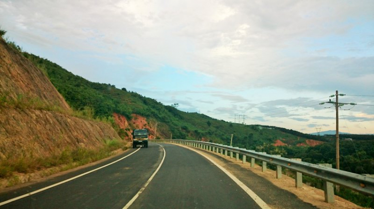 Chuyến du lịch hè 2014 biển và núi của nhà em. Chuyến du lịch hè 2014 biển và núi của nhà em.