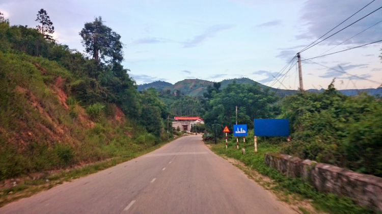 Chuyến du lịch hè 2014 biển và núi của nhà em. Chuyến du lịch hè 2014 biển và núi của nhà em.