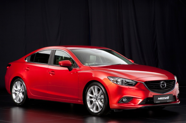 Toyota Camry 2.5Q vs Honda Accord 2.4 - cuộc chiến không ngừng nghỉ Toyota Camry 2.5Q vs Honda Accord 2.4 - cuộc chiến không ngừng nghỉ