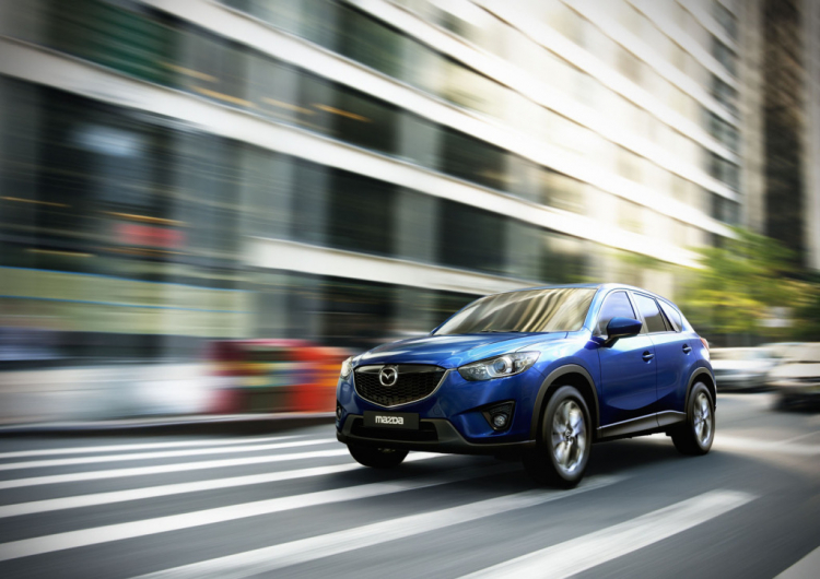 Mazda CX5 đã về Mazda Phú Mỹ Hưng (Update lô mới 11/10/2012 với màu Đen huyền bí).:D