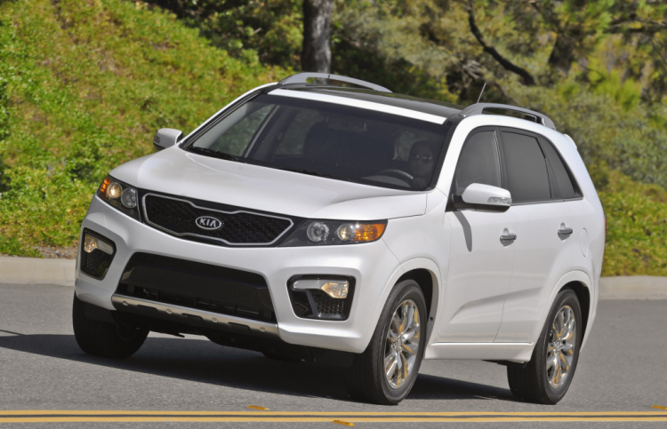 SORENTO 2013 có gì mới?...hãy cùng khám phá với Lady driver trên những cung đường đẹp :)