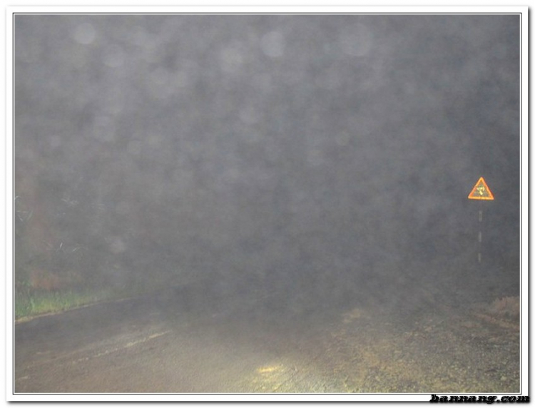 Hình ảnh OS Offroad cùng chia sẽ khó khăn cùng học sinh nghèo hiếu học bản mông Hình ảnh OS Offroad cùng chia sẽ khó khăn cùng học sinh nghèo hiếu học bản mông
