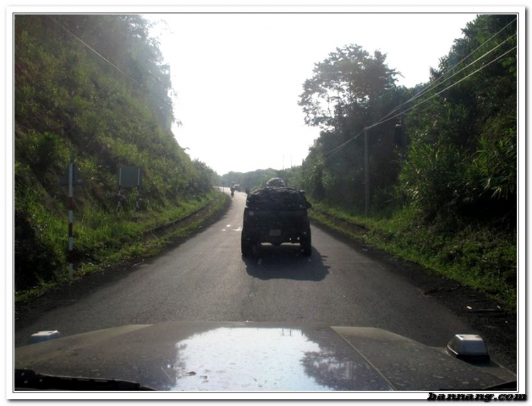 Hình ảnh OS Offroad cùng chia sẽ khó khăn cùng học sinh nghèo hiếu học bản mông