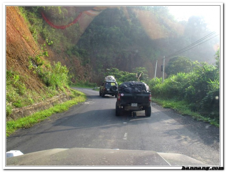 Hình ảnh OS Offroad cùng chia sẽ khó khăn cùng học sinh nghèo hiếu học bản mông