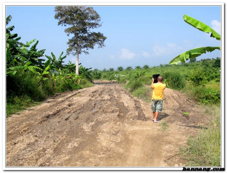 Hình ảnh OS Offroad cùng chia sẽ khó khăn cùng học sinh nghèo hiếu học bản mông