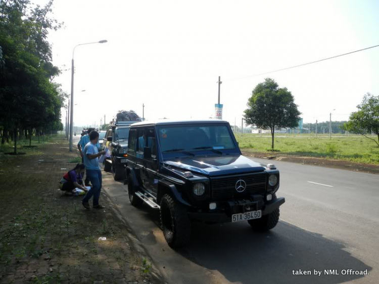 Hình ảnh OS Offroad cùng chia sẽ khó khăn cùng học sinh nghèo hiếu học bản mông