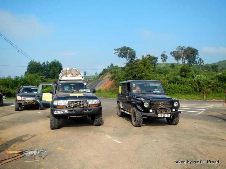 Hình ảnh OS Offroad cùng chia sẽ khó khăn cùng học sinh nghèo hiếu học bản mông