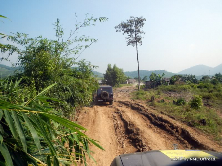 Hình ảnh OS Offroad cùng chia sẽ khó khăn cùng học sinh nghèo hiếu học bản mông