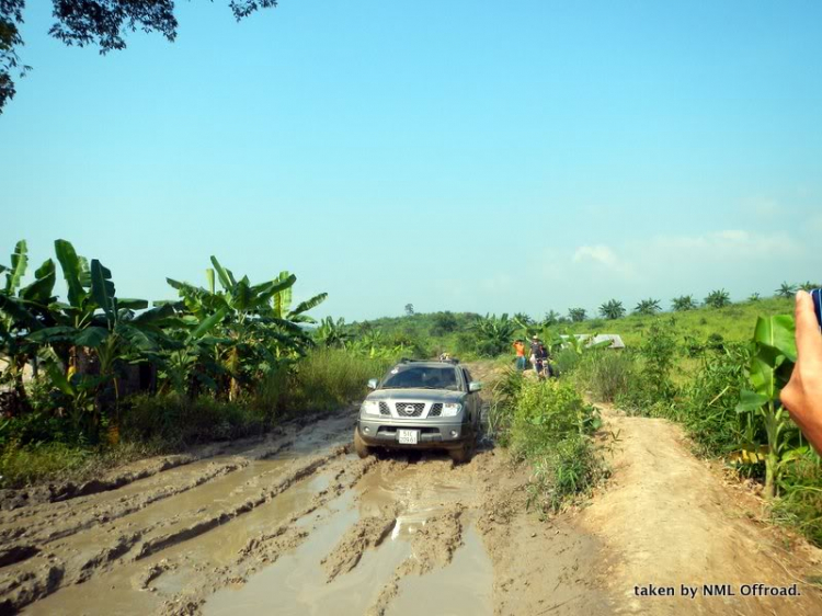 Hình ảnh OS Offroad cùng chia sẽ khó khăn cùng học sinh nghèo hiếu học bản mông