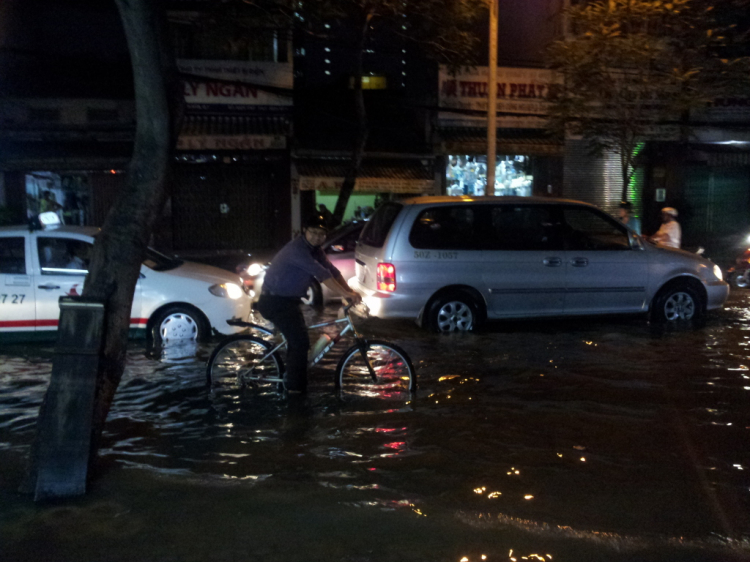 Em muốn lập hội xe đạp.