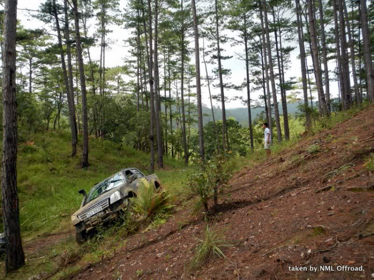 Hình ảnh OS Offroad cùng chia sẽ khó khăn cùng học sinh nghèo hiếu học bản mông