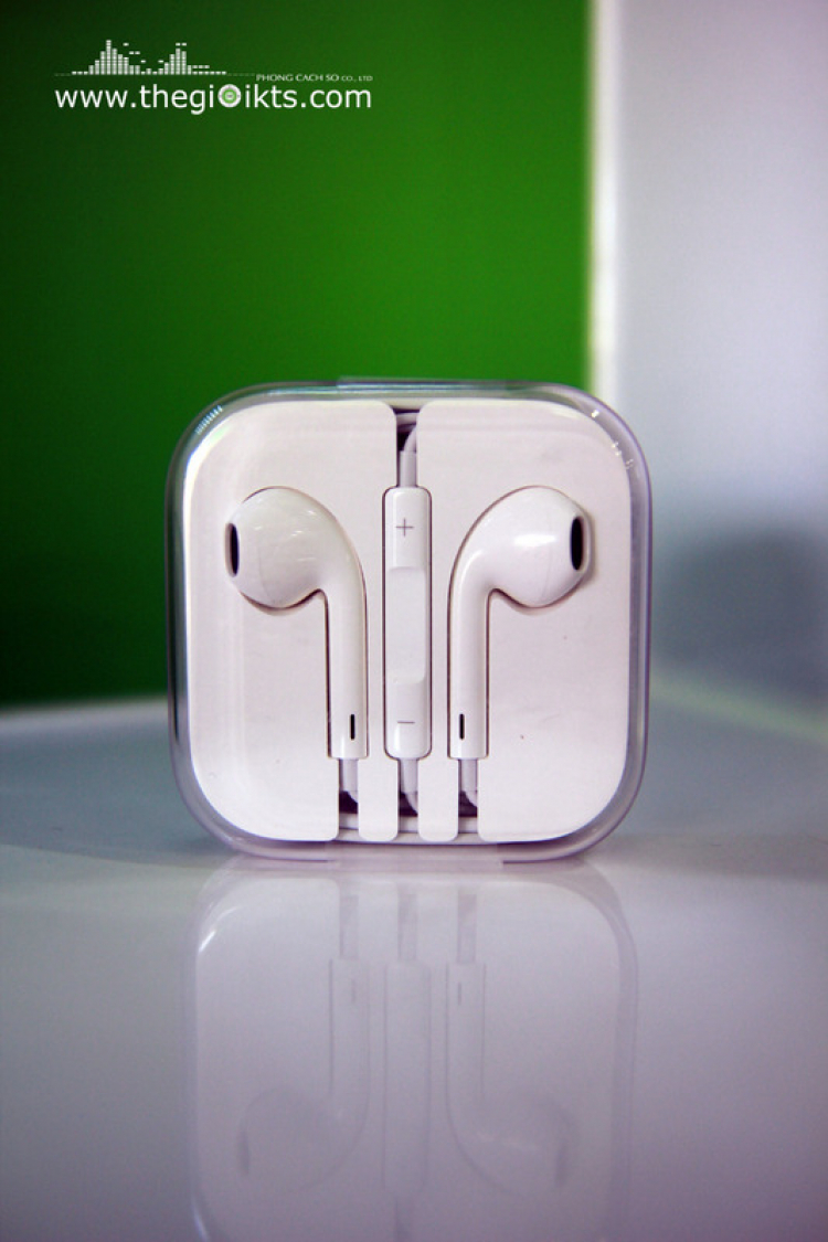 Đập hộp tai nghe Apple EarPods mới của iPhone 5