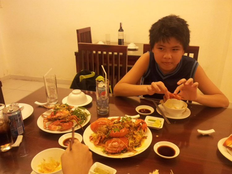 Tặng gì cho “bà cả” ngày 20/10 sắp tới hả các bác? Tặng gì cho “bà cả” ngày 20/10 sắp tới hả các bác?