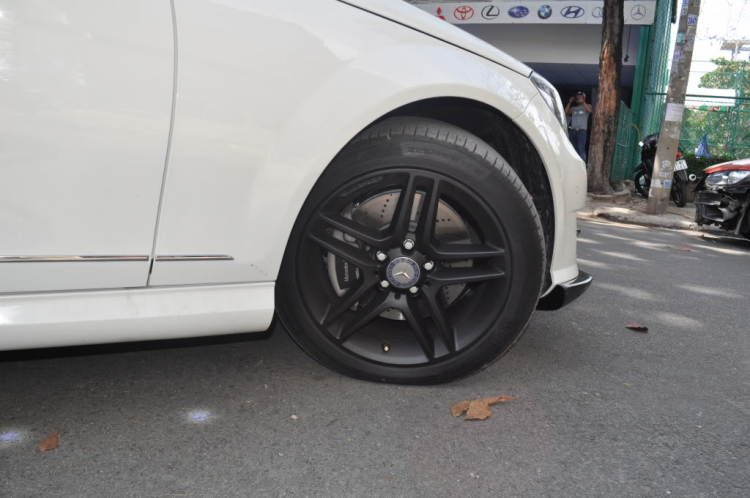 Hỏi về Mercedes C300 AMG (update ảnh page 12) Hỏi về Mercedes C300 AMG (update ảnh page 12)