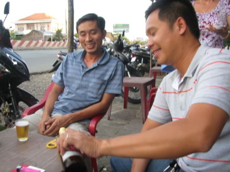 Accord Club: Tụ tập vui chơi, cà phê, ọp ẹp Accord Club: Tụ tập vui chơi, cà phê, ọp ẹp