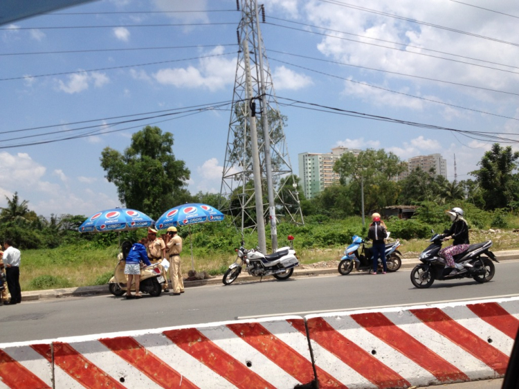 Cánh báo bắn tốc độ liên tục hằng ngày tại metro, xlhn, cầu sài gòn