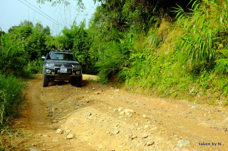 Hình ảnh từ cổ động viên tham dự giải đua xe ô tô địa hình Sài Gòn -SAT 2012 Hình ảnh từ cổ động viên tham dự giải đua xe ô tô địa hình Sài Gòn -SAT 2012