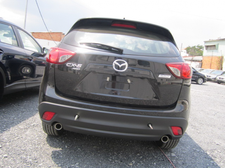 Mazda CX5 đã về Mazda Phú Mỹ Hưng (Update lô mới 11/10/2012 với màu Đen huyền bí).:D