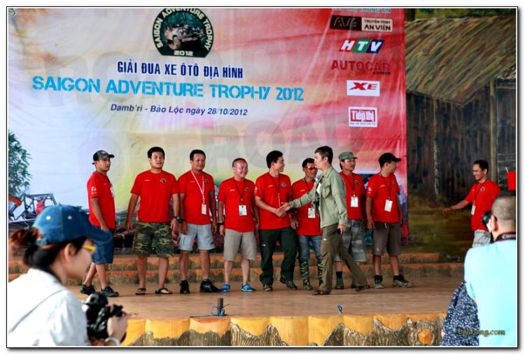 Hình ảnh từ cổ động viên tham dự giải đua xe ô tô địa hình Sài Gòn -SAT 2012 Hình ảnh từ cổ động viên tham dự giải đua xe ô tô địa hình Sài Gòn -SAT 2012