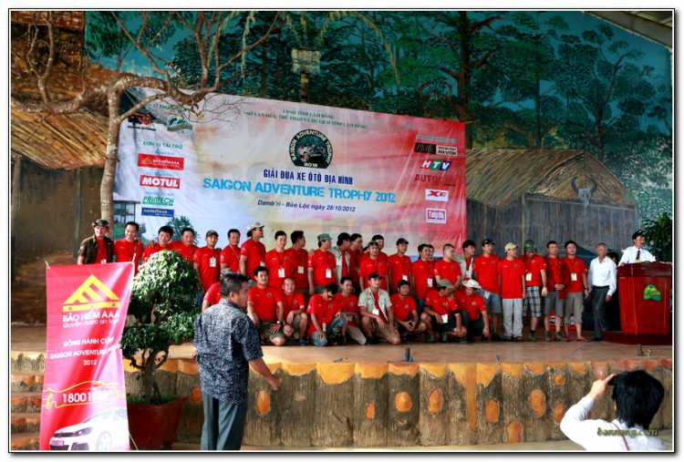 Hình ảnh từ cổ động viên tham dự giải đua xe ô tô địa hình Sài Gòn -SAT 2012 Hình ảnh từ cổ động viên tham dự giải đua xe ô tô địa hình Sài Gòn -SAT 2012