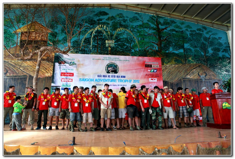 Hình ảnh từ cổ động viên tham dự giải đua xe ô tô địa hình Sài Gòn -SAT 2012 Hình ảnh từ cổ động viên tham dự giải đua xe ô tô địa hình Sài Gòn -SAT 2012