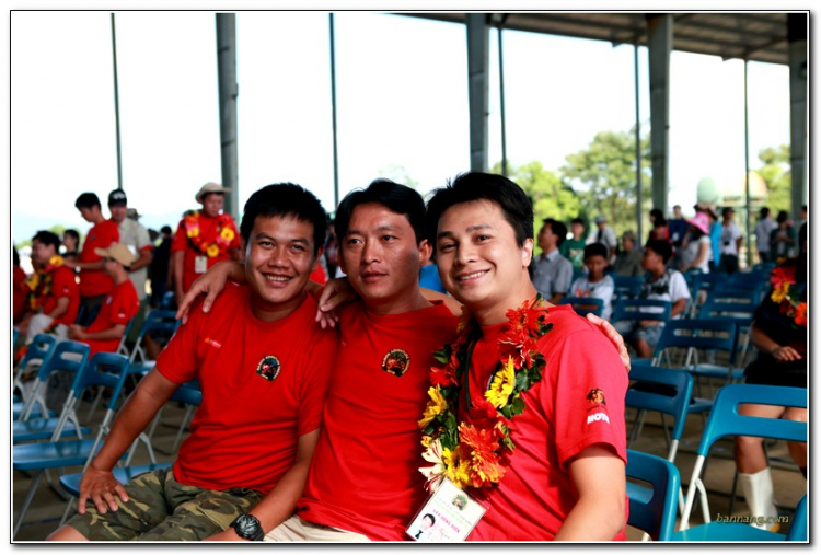Hình ảnh từ cổ động viên tham dự giải đua xe ô tô địa hình Sài Gòn -SAT 2012 Hình ảnh từ cổ động viên tham dự giải đua xe ô tô địa hình Sài Gòn -SAT 2012