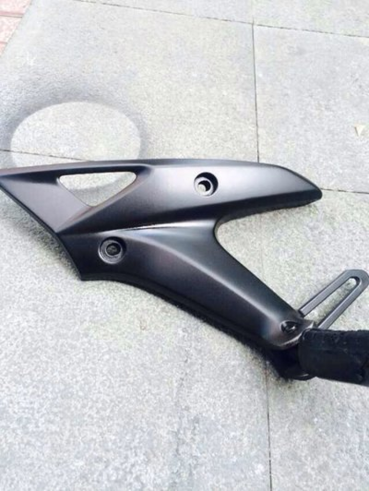 Đổi màu mâm bằng sơn Plastidip nè các bác ơi. Đổi màu mâm bằng sơn Plastidip nè các bác ơi.