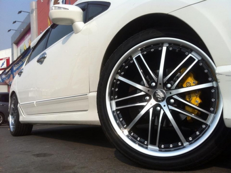 Mâm Lorenzo LW 35 size 18x80 cho Kia Mâm Lorenzo LW 35 size 18x80 cho Kia