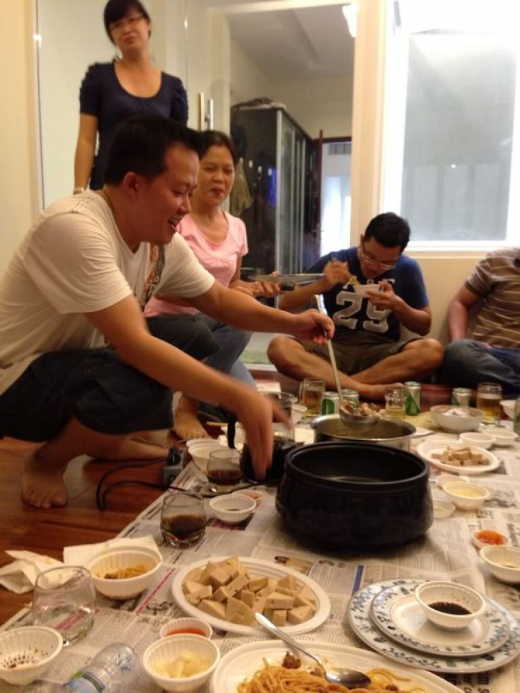 Hội "Thi Ca Bo Ke"