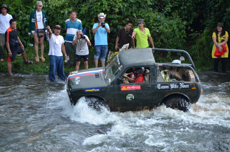 Lada Niva - Russian Range Rover (Phần 5)