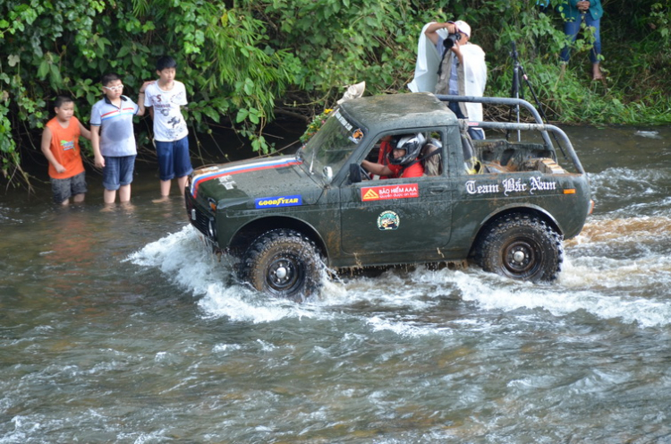 Lada Niva - Russian Range Rover (Phần 5)