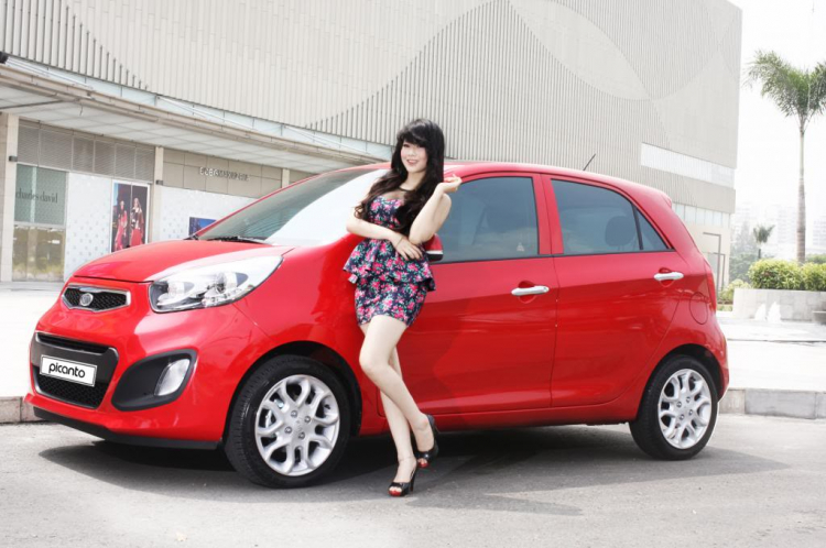 CHỦ NHẬT GIRL XINH LƯỢN PHỐ CÙNG PICANTO