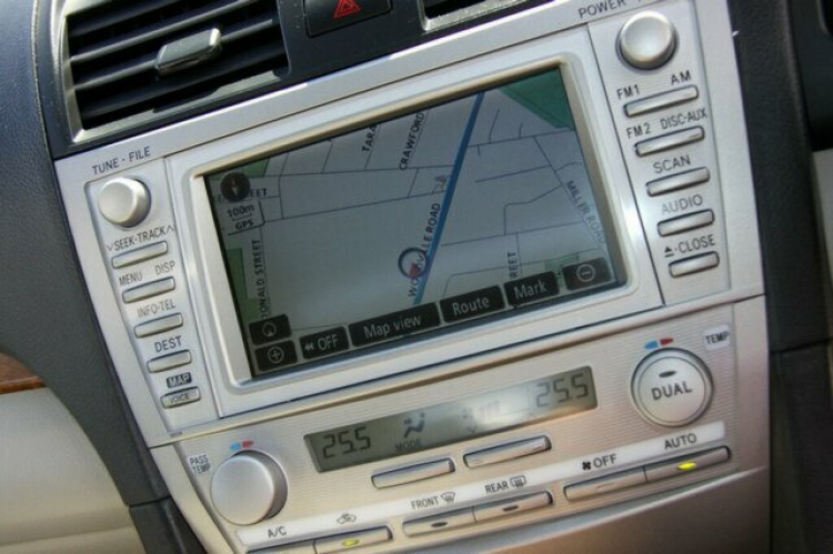 denso dvd navigation cho camry 2.5 LE