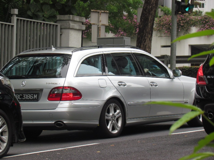 Xe vs "siêu xe"...Singapore được săn bởi...ridervietnam ^^ :)