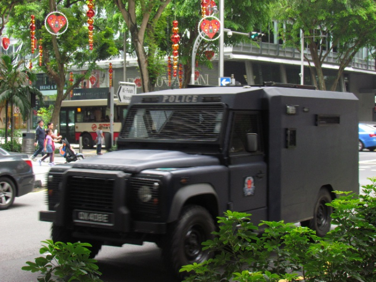 Xe vs "siêu xe"...Singapore được săn bởi...ridervietnam ^^ :)