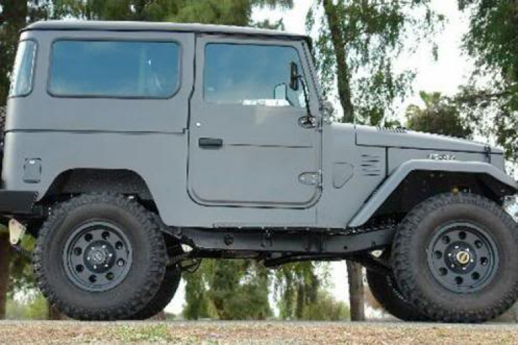 Chơi offroad bằng xe cũ, gian nan chồng chất gian nan. Chơi offroad bằng xe cũ, gian nan chồng chất gian nan.