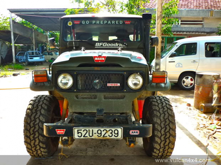 Chơi offroad bằng xe cũ, gian nan chồng chất gian nan.