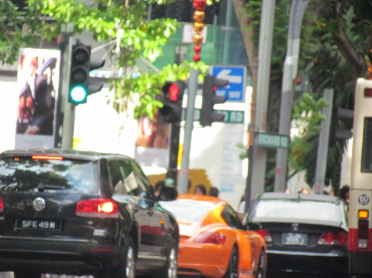 Xe vs "siêu xe"...Singapore được săn bởi...ridervietnam ^^ :) Xe vs "siêu xe"...Singapore được săn bởi...ridervietnam ^^ :)