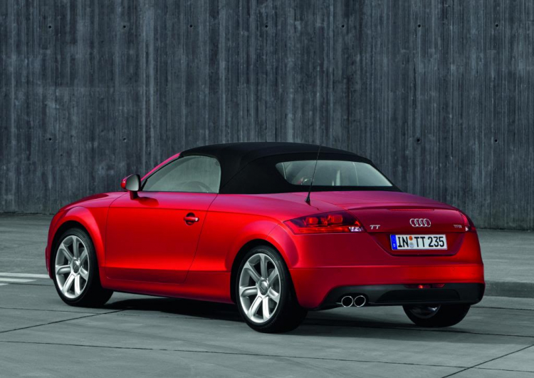 AUDI TT ROADSTER