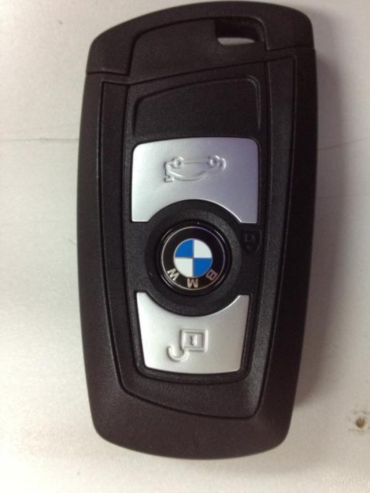 Tìm chủ nhân chiếc chìa khóa xe BMW.