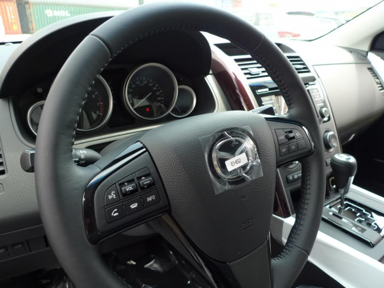 Mazda CX9 2013 - Các bác có ghiền khi ngắm em nó - Giá chính thức CX9 2013: 1.835.000.000