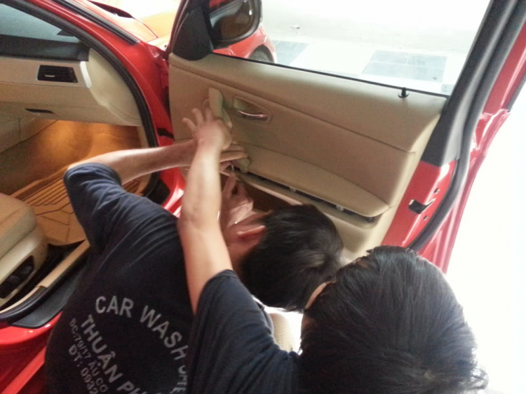 6. E lên màu cho 1 e 320i E90, đi chọp hình nghệ thuật Q7 (trang 38) 6. E lên màu cho 1 e 320i E90, đi chọp hình nghệ thuật Q7 (trang 38)