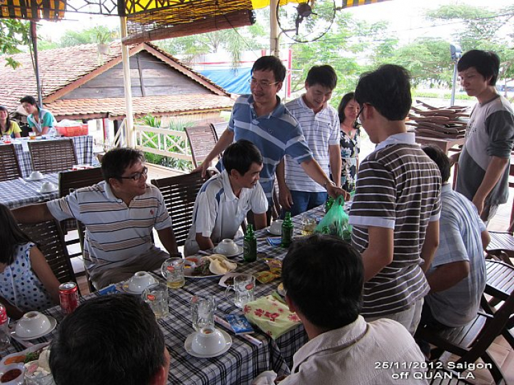 Lâu quá mới lại OFF với nhau, vui ghê!