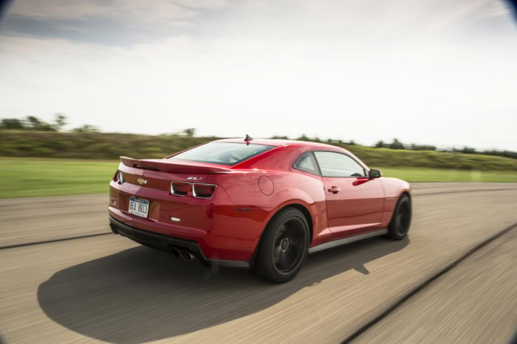 2013 Camaro ZL1 - Cơ bắp & quyến rũ... :)