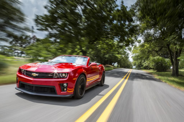 2013 Camaro ZL1 - Cơ bắp & quyến rũ... :)