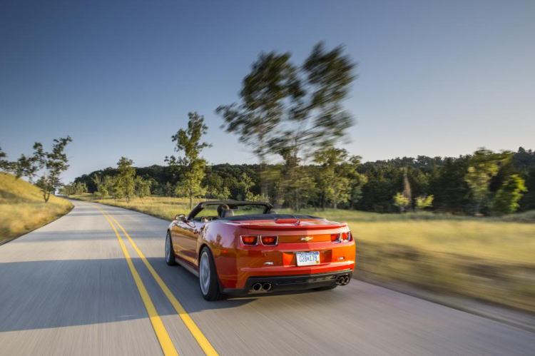 2013 Camaro ZL1 - Cơ bắp & quyến rũ... :)