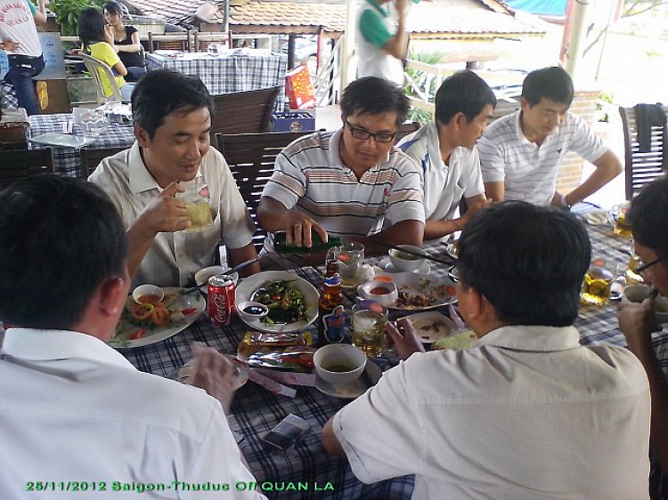 Lâu quá mới lại OFF với nhau, vui ghê!